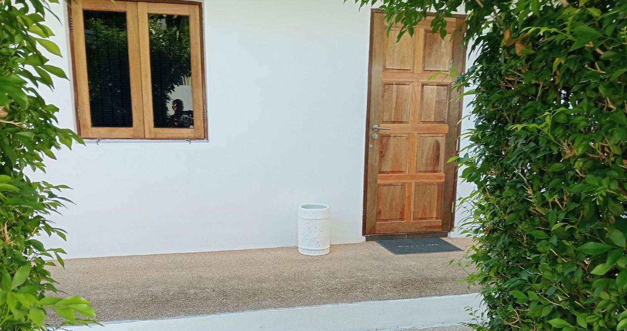 Villa E Taling Ngam Beach Kültér fotó